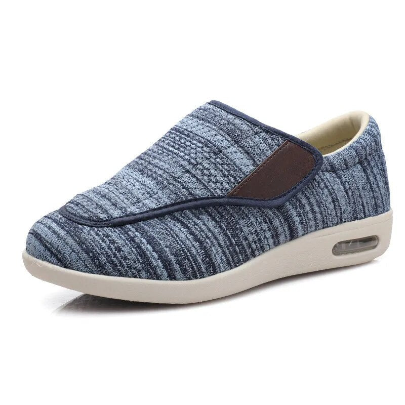 Levoire | Large anti-slip comfort shoes with safe and stable steps Bleu