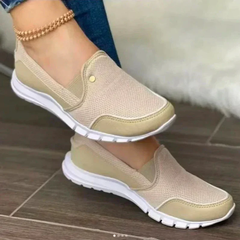 Levoire | Baskets Slip-On Légères Avec Ajustement Respirant Pour Femmes Beige