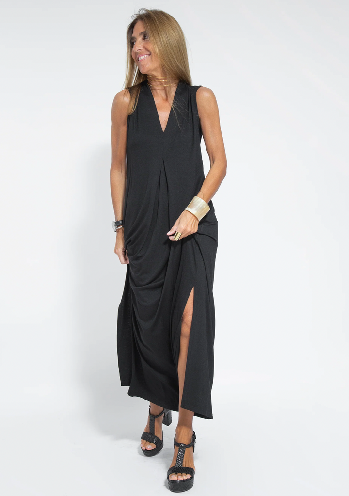 Levoire | Robe longue amincissante et cardigan Robe noire + cardigan couleur café