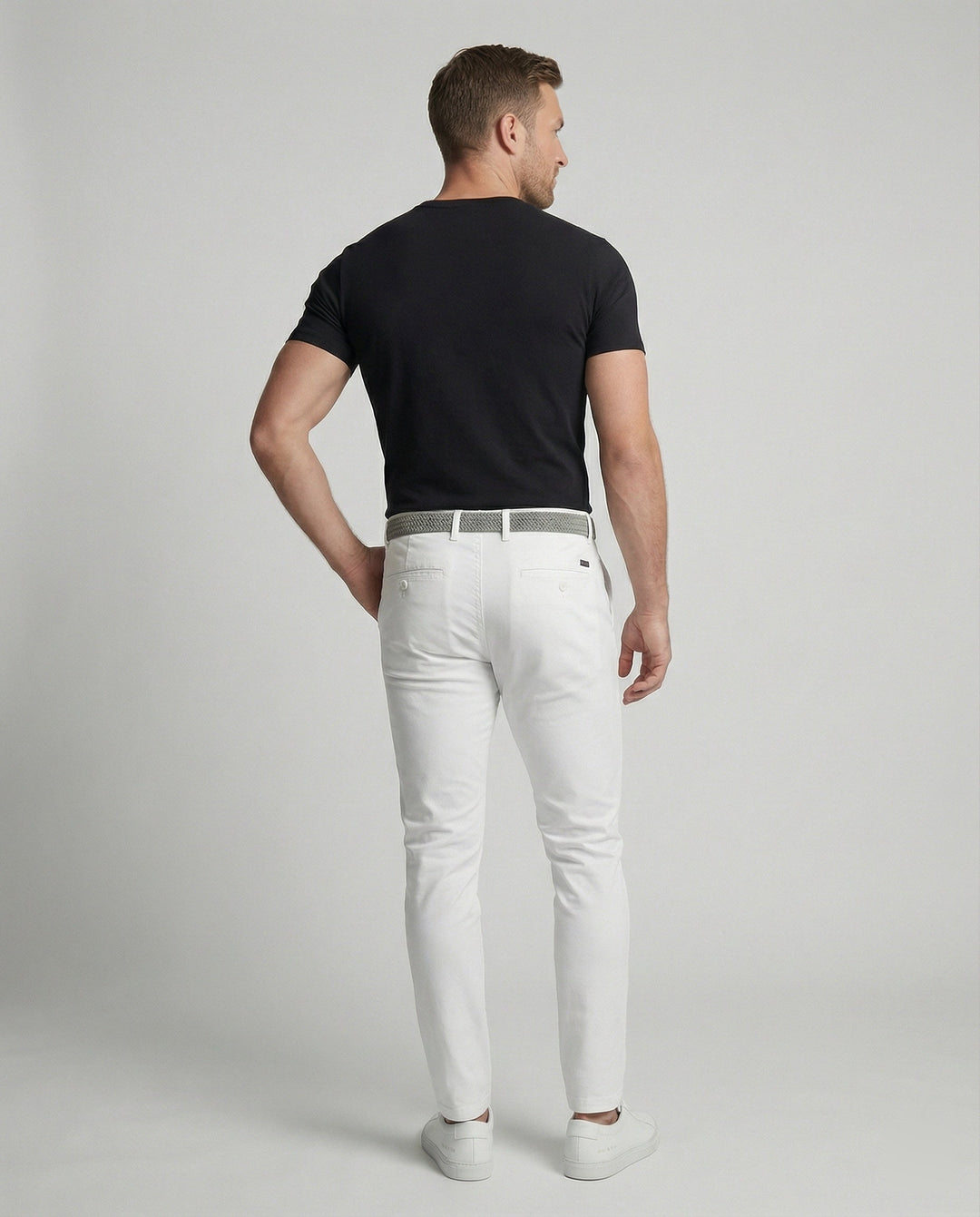 Pantalon pour homme moderne élégant