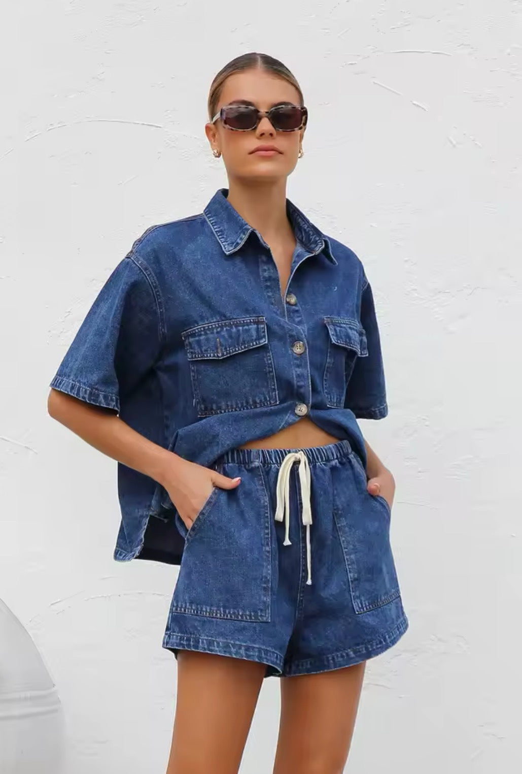 Levoire | Ensemble En Jean Décontracté Avec Chemise Surdimensionnée & Shorts Bleu foncé