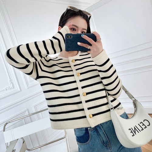 Levoire | Col rond cardigan rayé tricoté veste courte pull à manches longues