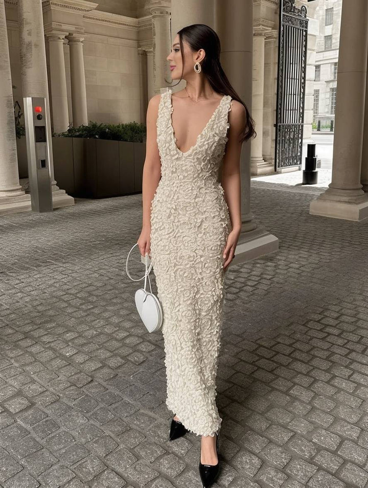 Levoire | Robe Longue Fendue Ajustée Appliques Décolleté Plongeant Sans Manches Élégante Robe De Soirée Pour Mariage