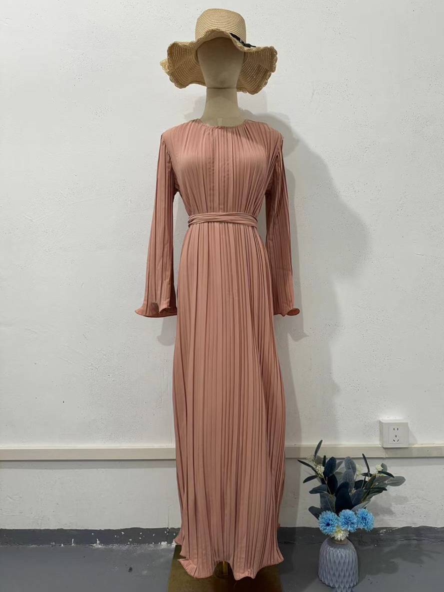 Levoire | Robe Longue Fluide Ceinturée Col Rond À Manches Trompettes Élégante Soirée De Bal