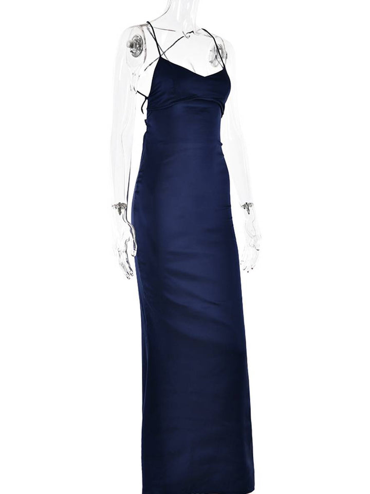 Levoire | Robe Longue En Satin Ajustée Décolleté En V Sirène Dos Nu Avec Fins Bretelles Sans Manches Élégante Invité Mariage Soirée