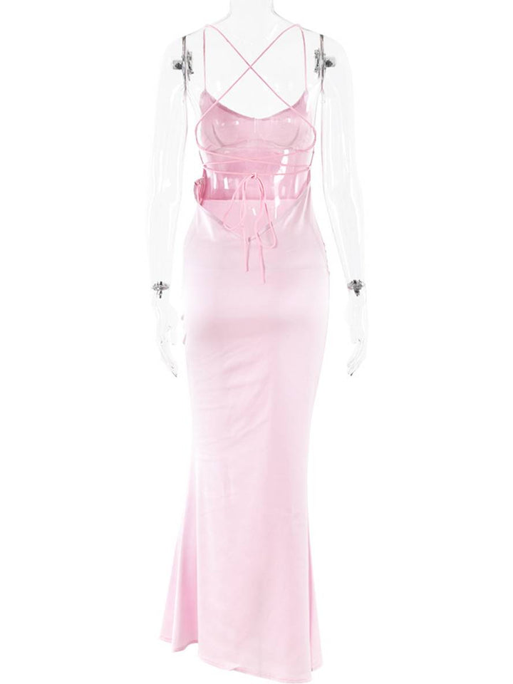 Levoire | Robe Longue En Satin Ajustée Décolleté En V Sirène Dos Nu Avec Fins Bretelles Sans Manches Élégante Invité Mariage Soirée