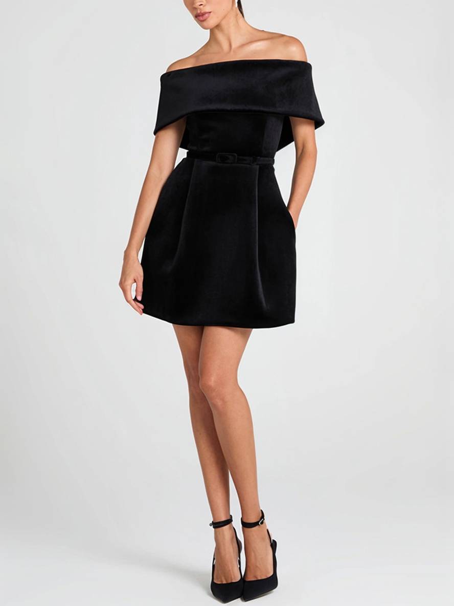 Levoire | Robe À Bretelles Courte En Velours Avec Décolleté Bateau, Poches, Ceinture, Élégante Robe De Soirée Pour Occasions, Cocktail Party