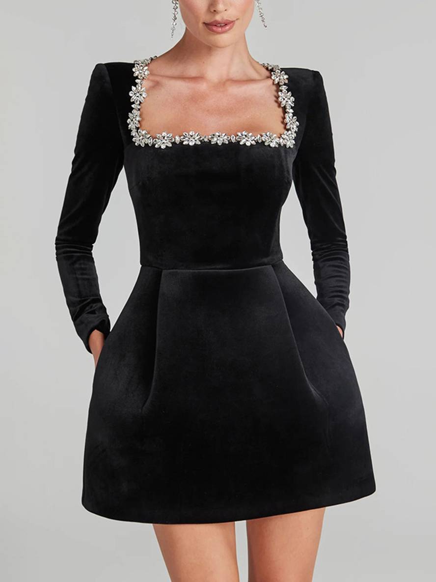 Levoire | Robe Trapèze Courte En Velours Avec Décolleté Carré, Manches Longues, Poches Pour Femmes, Douce, Élégante, Robe De Cocktail D'Anniversaire