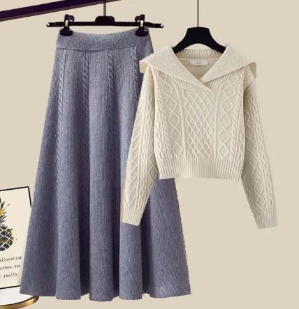 Levoire | Ensemble En Deux Parties Avec T-Shirt Et Jupe Jupe grise et chemisier blanc