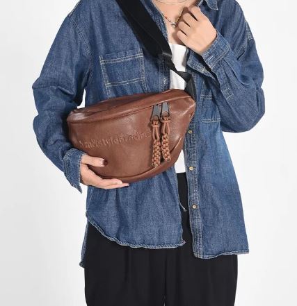Levoire | Sac Poitrine En Cuir Braun Taille unique