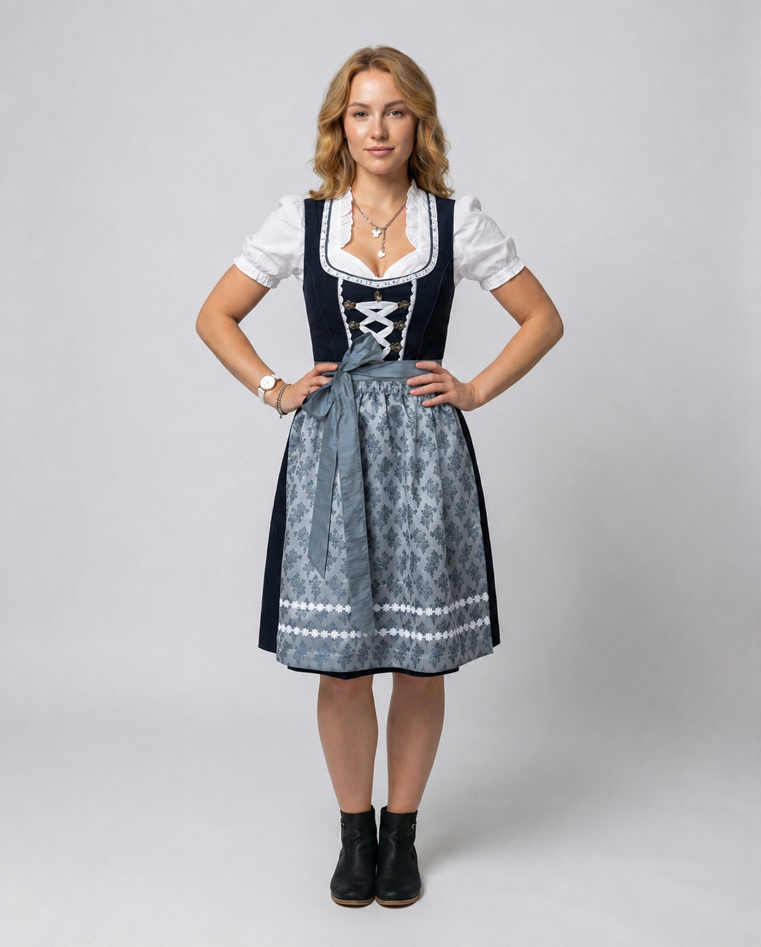 Avriane | Robe dirndl bavaroise traditionnelle pour femmes