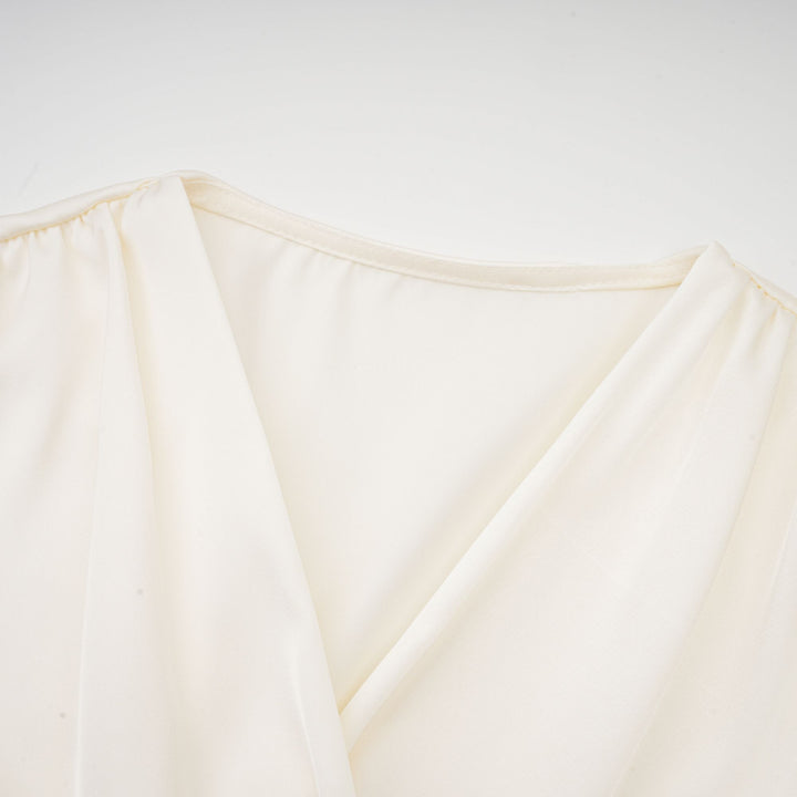 Levoire | Blanc Faux Fleurs Torsadé Crop Top