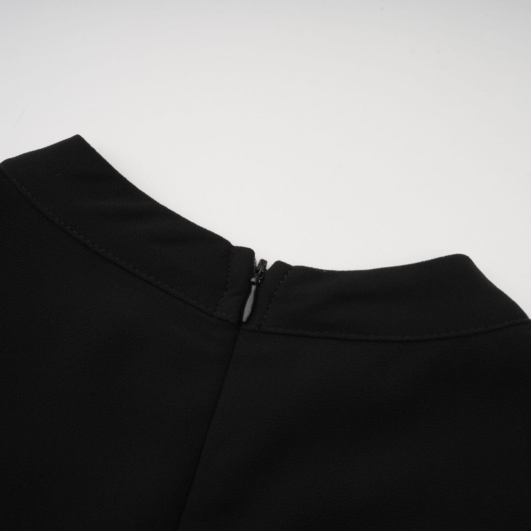 Levoire | Robe Midi Noire Plissée À Boutons Sur Le Devant