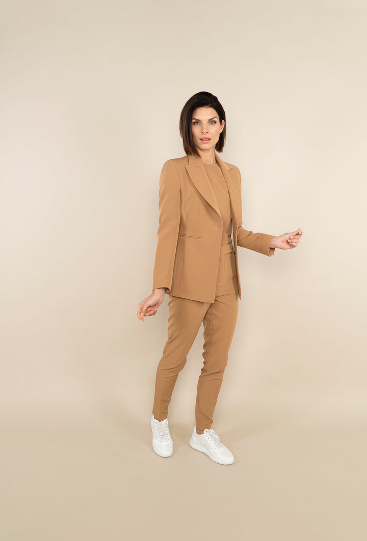 Levoire | Jupe Crayon D'Affaires Avec Accentuation De La Silhouette