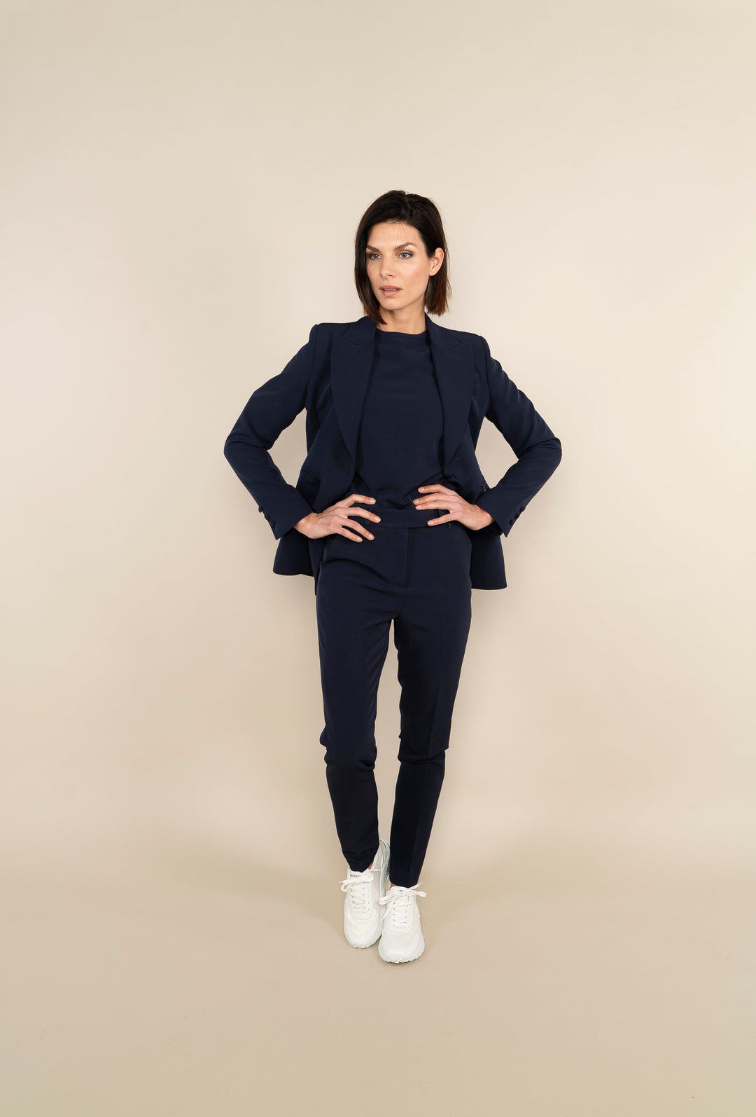 Levoire | Jupe Crayon D'Affaires Avec Accentuation De La Silhouette