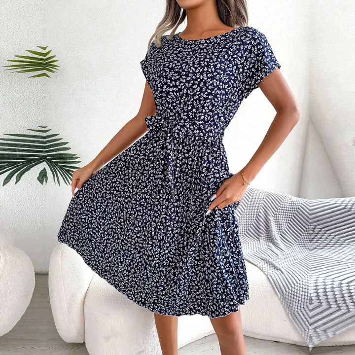 Levoire | Robe Maxi Sans Manches À Taille Haute Et Design Plissé