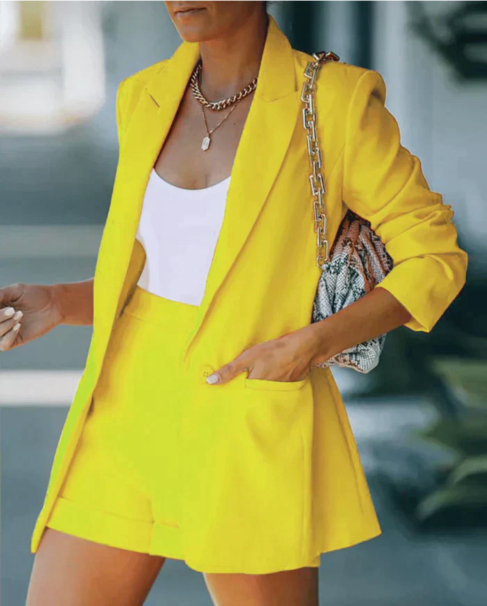 Levoire | Élégant Ensemble Blazer Et Shorts Jaune