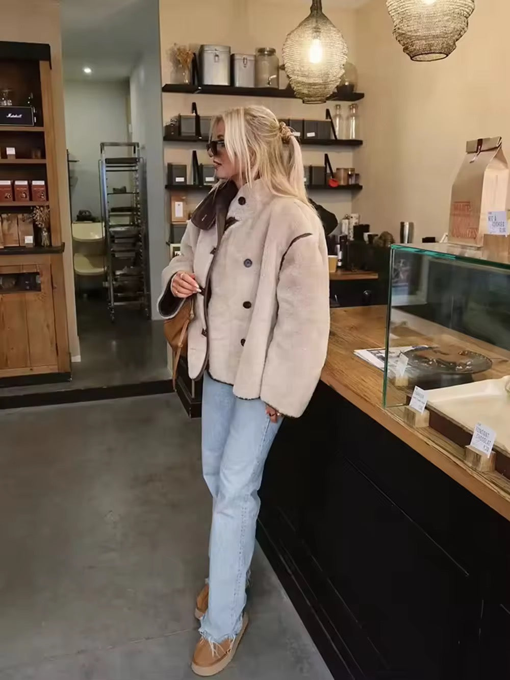 Levoire | Veste Teddy Élégante Avec Détails Contrastés Beige/Marron
