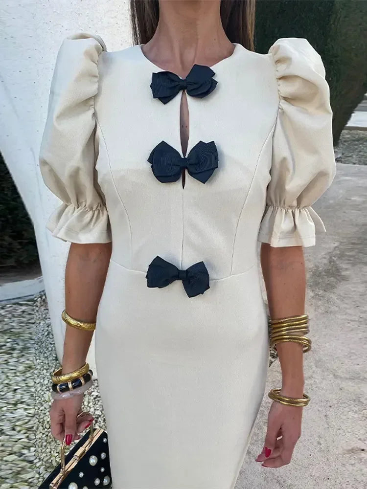 Levoire | Robe Élégante Avec Nœud Et Manches Bouffantes Crème blanc
