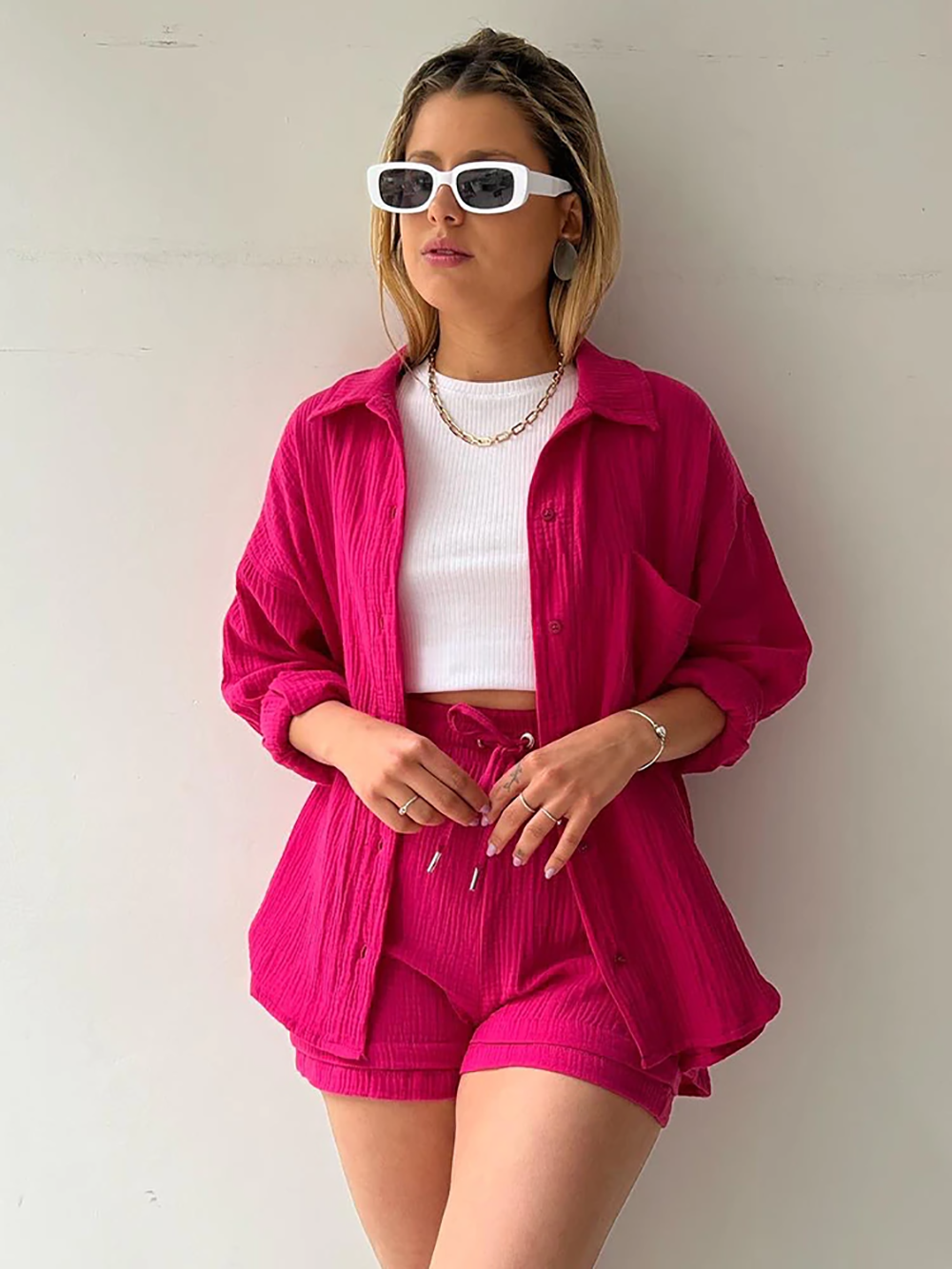 Levoire | Ensemble Assorti Pantalons Décontractés À Deux Pièces & Chemises À Revers Est Une Tendance Phare Cet Été Rose