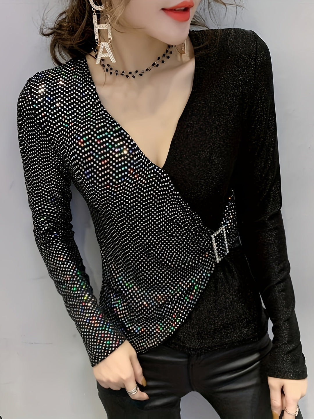 Levoire | Top Élégant En Sequins À Décolleté En V Avec Boucle