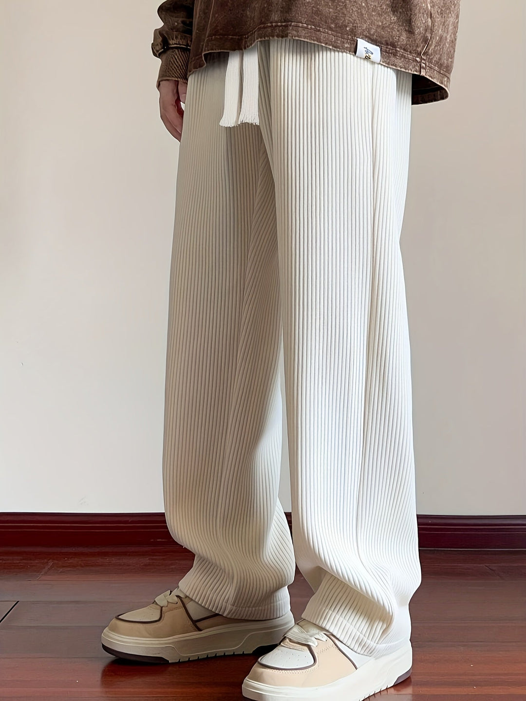 Levoire | Pantalon À Côtes Confortable Avec Cordon De Serrage Et Coupe Décontractée