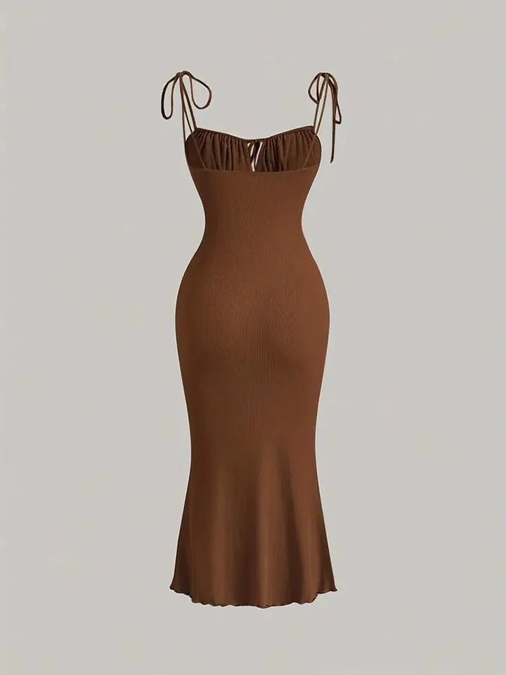 Levoire | Robe À Bretelles Brune Avec Fronces Et Décolleté En Forme De Clé