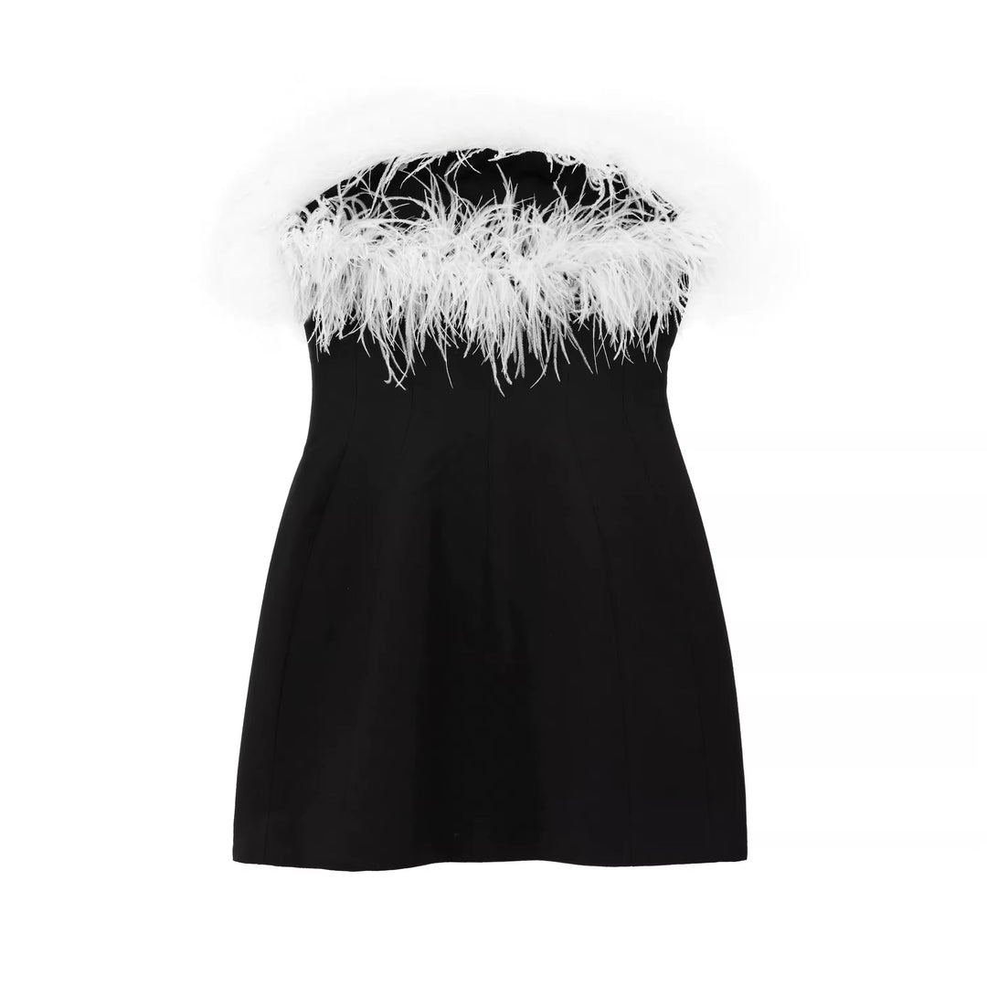 Levoire | Robe De Cocktail Noire Avec Garniture En Plumes