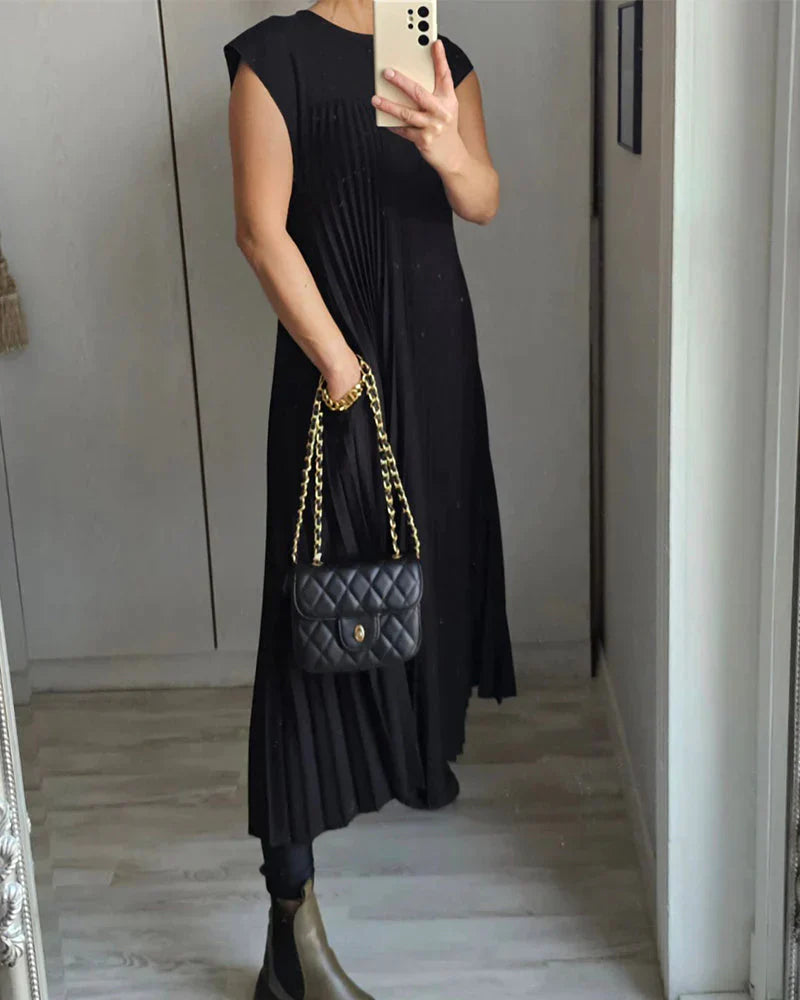 Levoire | Robe sans manches plissée