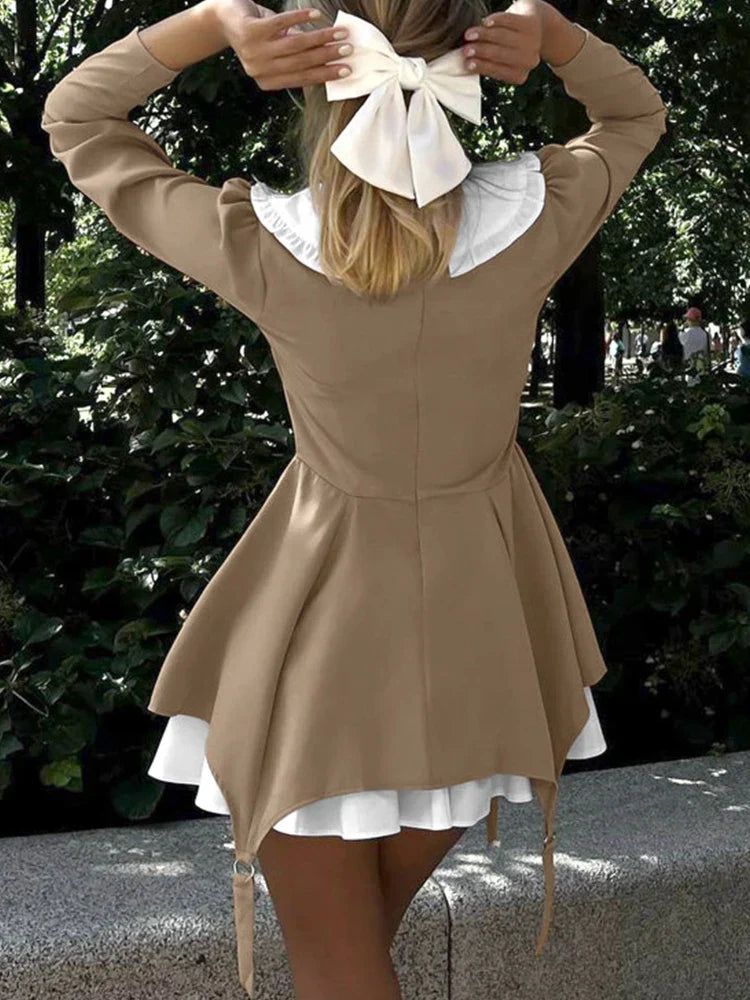 Levoire | Robe Élégante Avec Des Blocs De Couleur Et Des Volants Ludiques