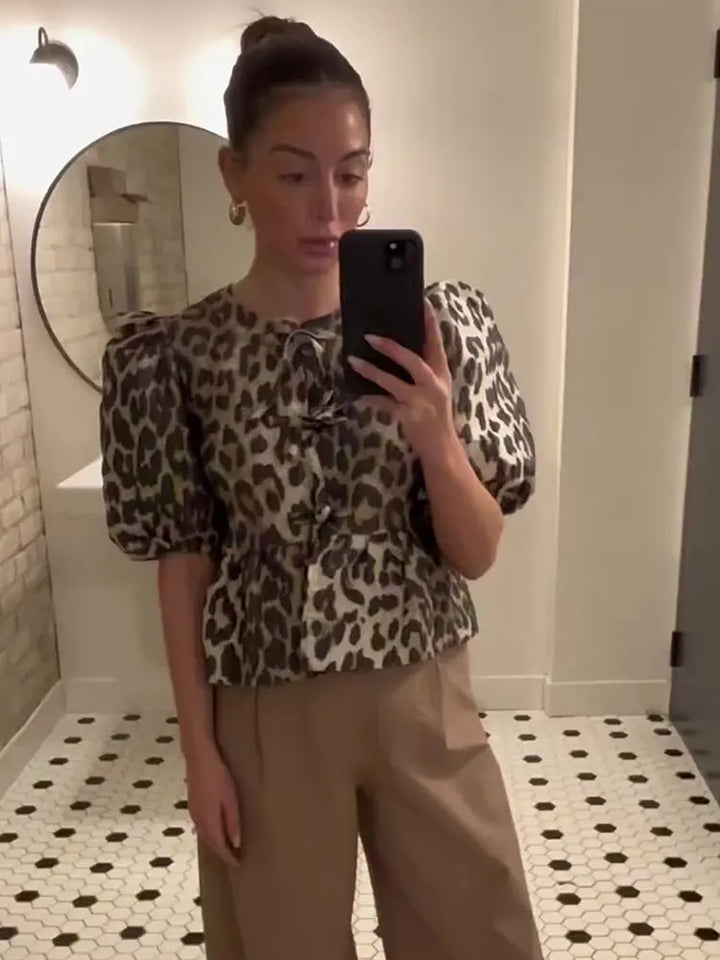 Levoire | Blouse mignonne avec nœud à l'avant