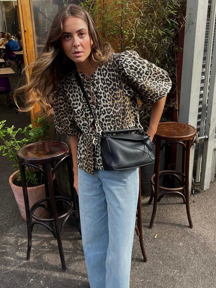 Levoire | Blouse mignonne avec nœud à l'avant