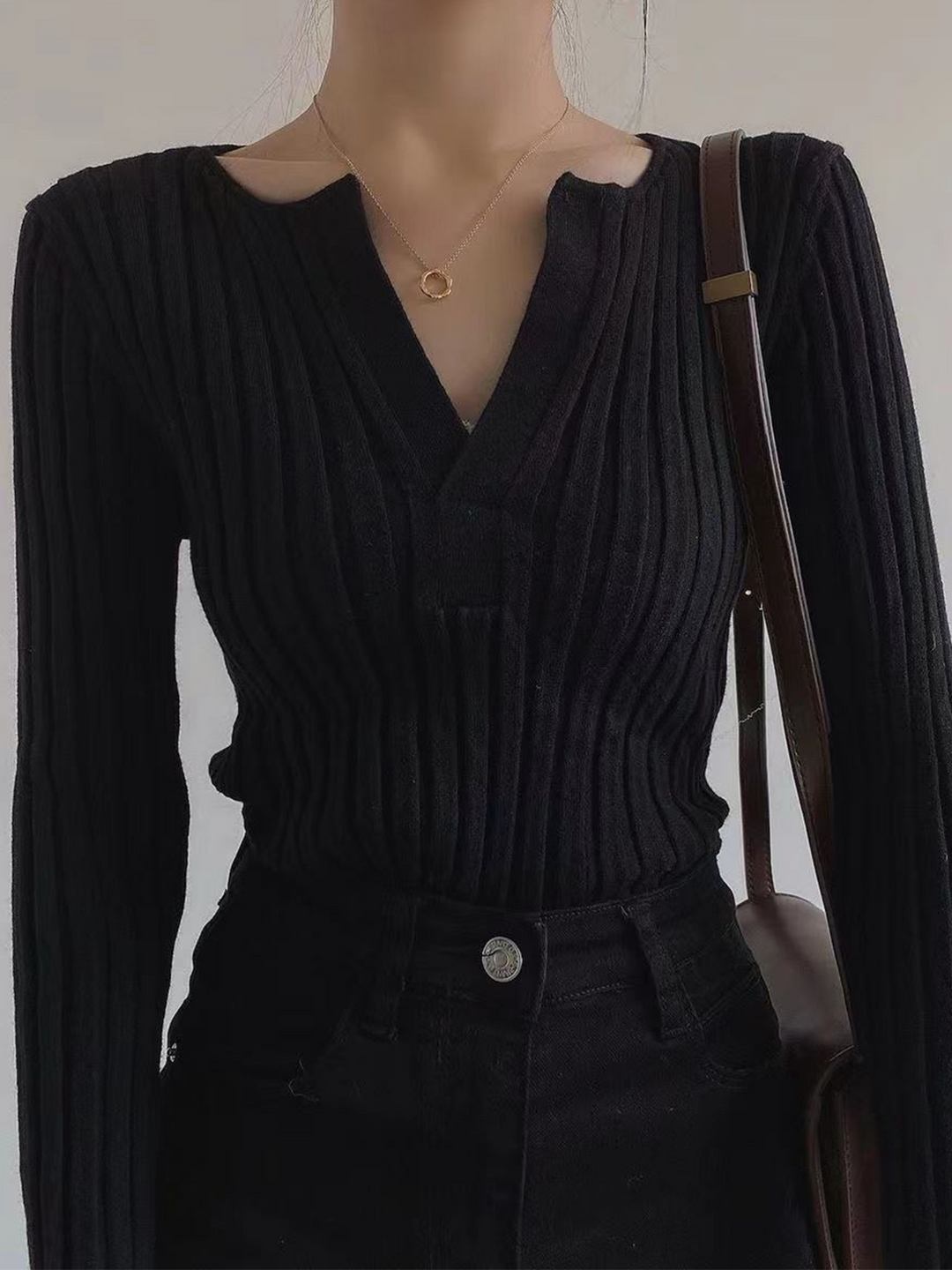 Levoire | Pull En Tricot À Manches Longues Avec Décolleté En V Vêtements Pour Femmes