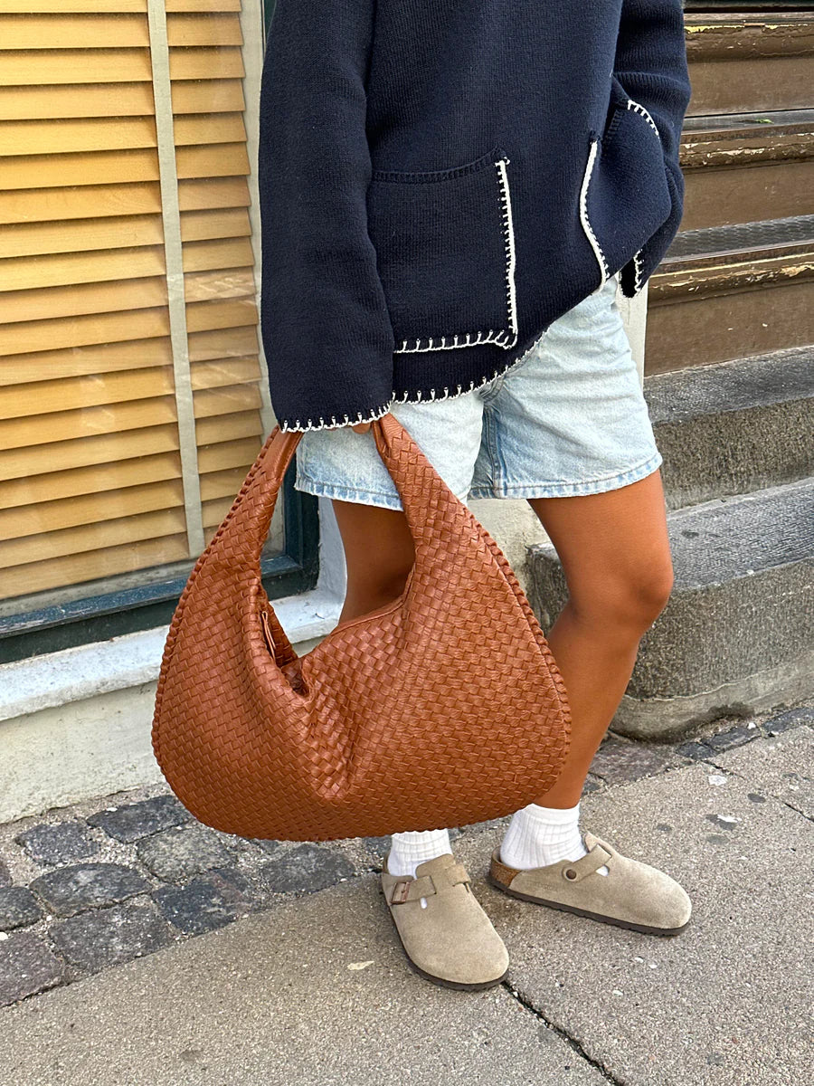 Levoire | Sac À Bandoulière En Cuir Vegan Avec Fermeture Éclair Braun