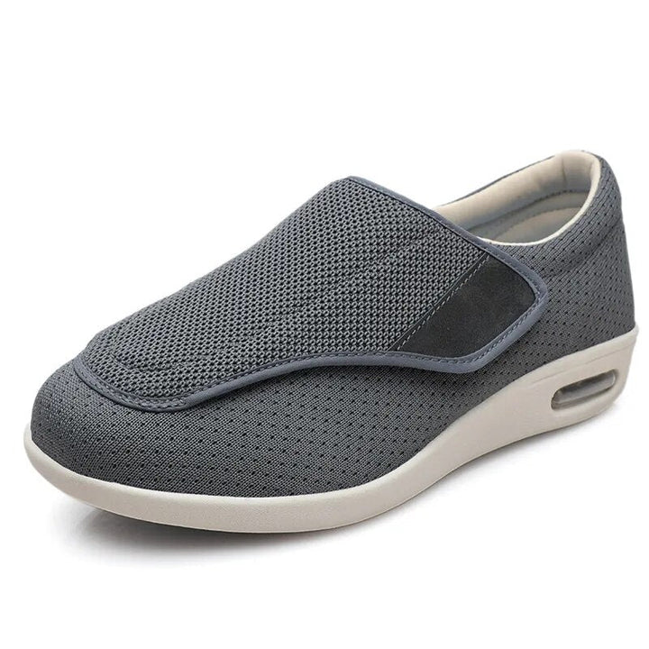 Levoire | Large anti-slip comfort shoes with safe and stable steps Gris