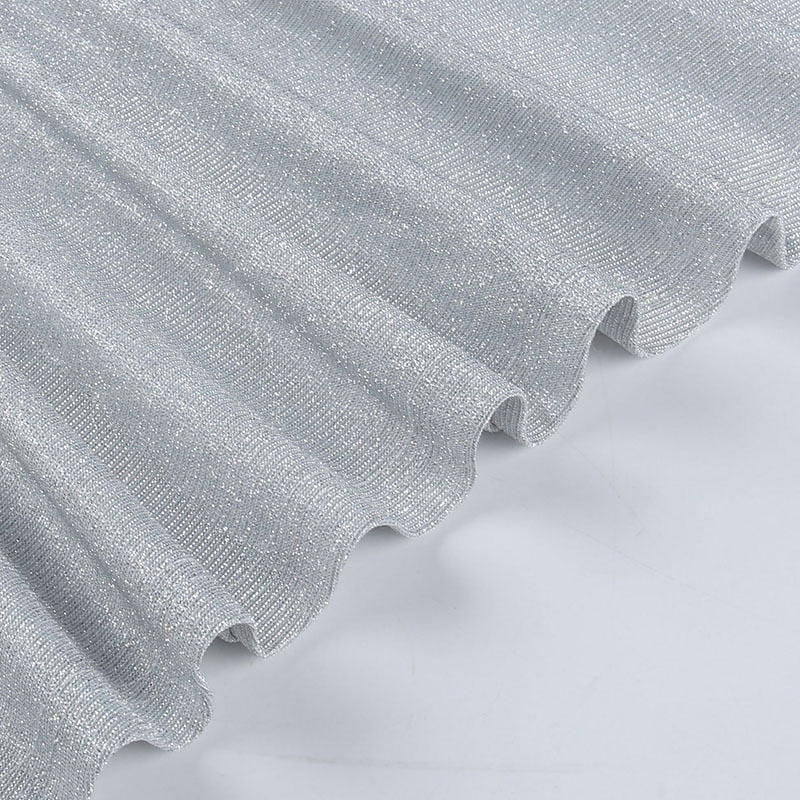 Levoire | Robe Mini Plissée Épaule Dénudée Brillante
