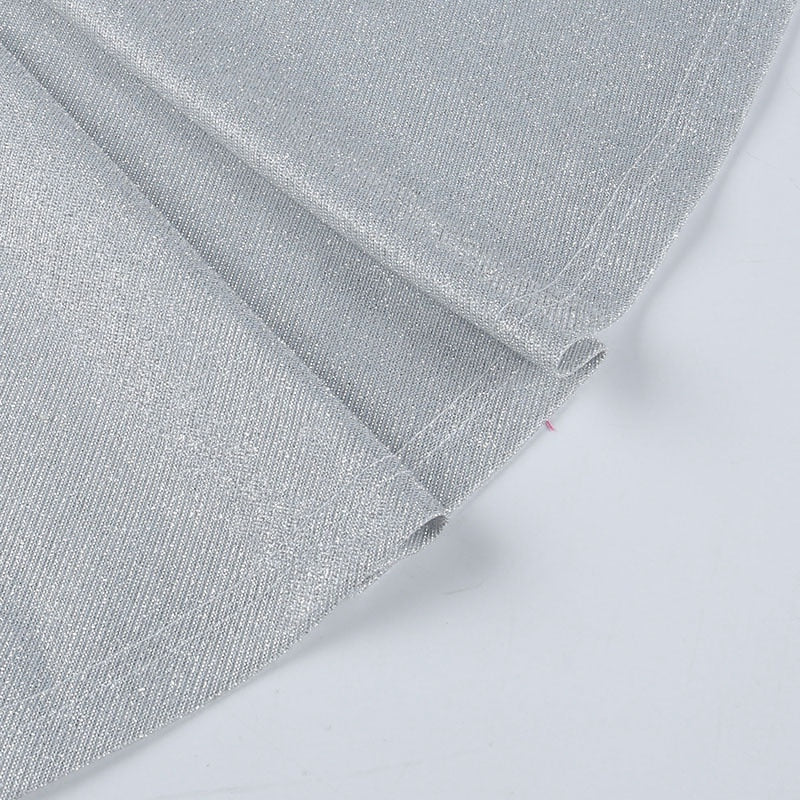Levoire | Robe Mini Plissée Épaule Dénudée Brillante