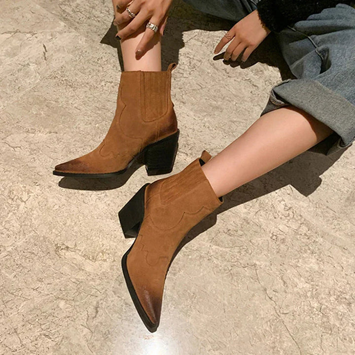 Levoire | Bottes En Cuir À Talon Moyen Pour Femmes Beige clair