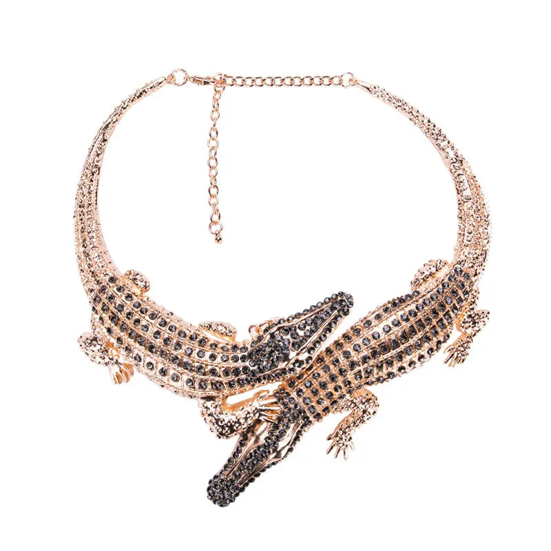 Levoire | Collier En Crocodile En Cristal Brillant Pour Un Look Accrocheur A
