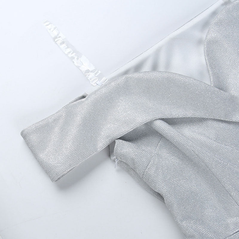 Levoire | Robe Mini Plissée Épaule Dénudée Brillante