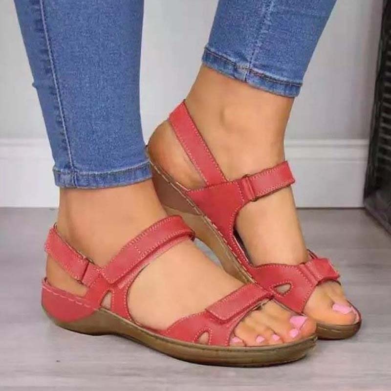 Levoire | Trottinette Stylée Pour Femmes Sandales Rouges
