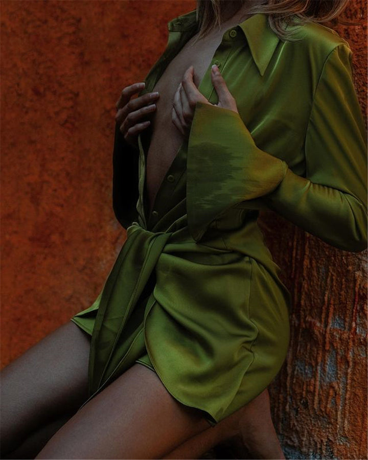 Levoire | Satin Manches Longues Bandage Robes Mini