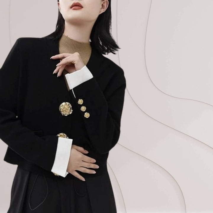 Levoire | V Jacket With Long Sleeves And V-Neck With Side Pockets