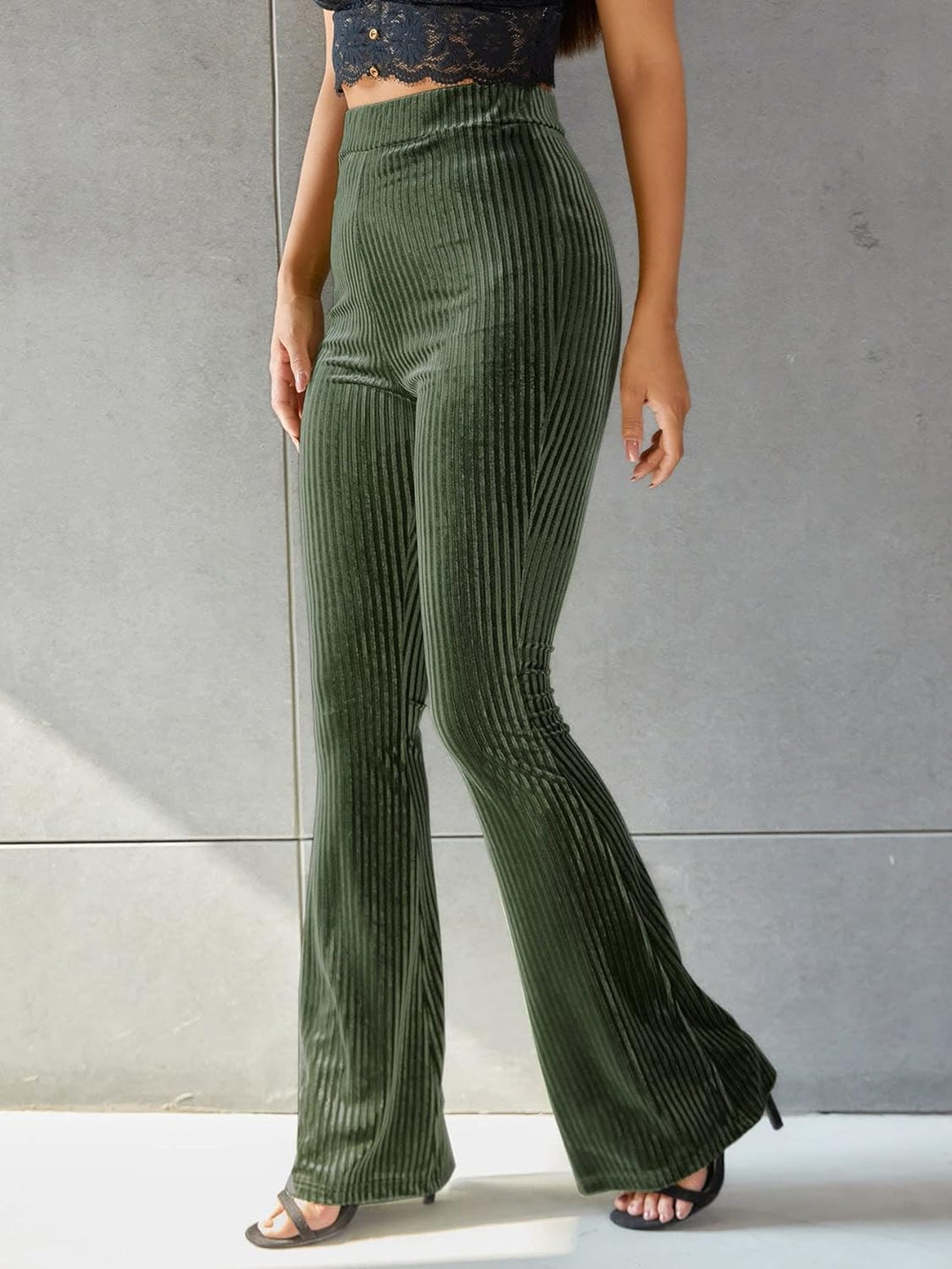 Levoire | Pantalons En Velours Côtelé Évasés Pour Femmes Vert