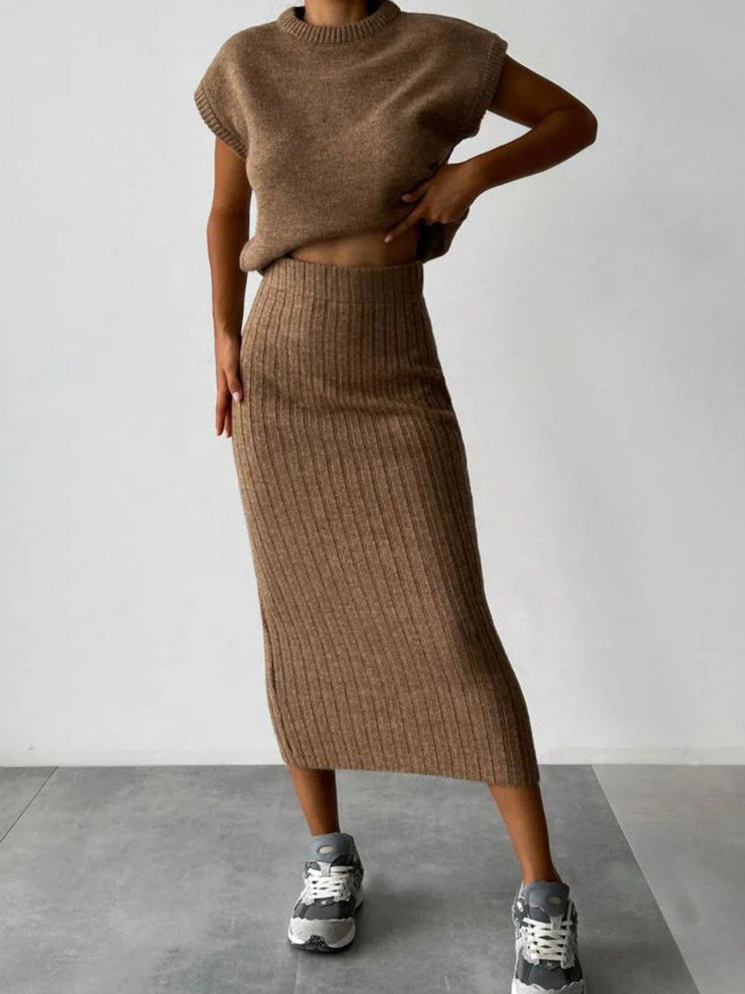 Levoire | Haut Tricot Et Jupe Midi À Taille Haute Set Chameau