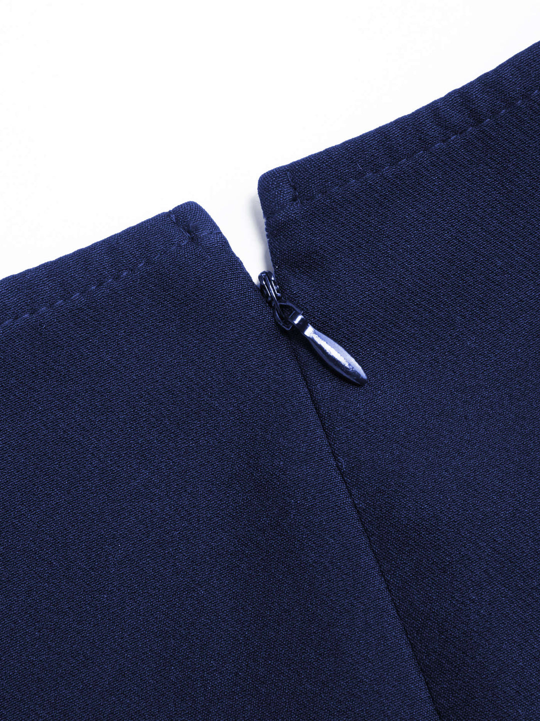 Levoire | Must-Have Robe Avec Ceinture