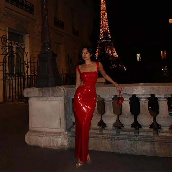 Levoire | Robe Maximale Brillante Rouge (Brièvement avant la vente finale)