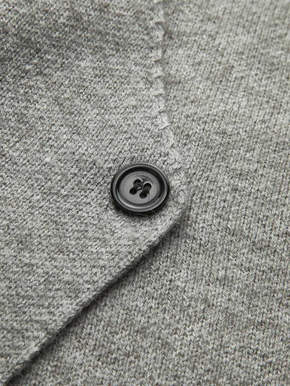 Levoire | V-Décollété Bouton Pull Doux