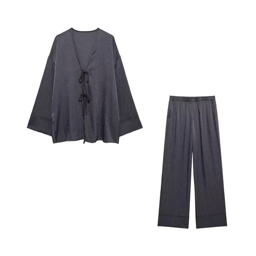 Levoire | Ensemble À Deux Pièces Avec Fermeture À Nœud (Blouse Et Pantalon)