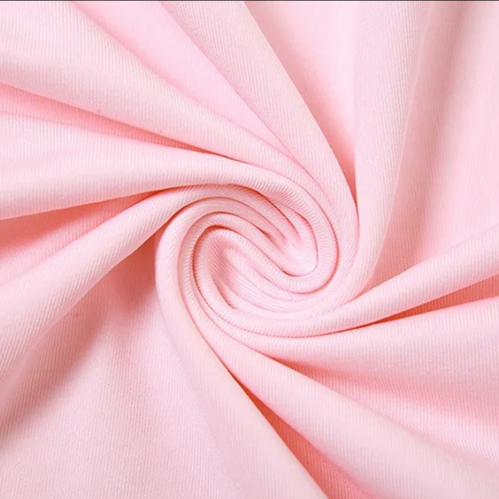 Levoire | Robe Féminine Avec Une Ligne Élégante